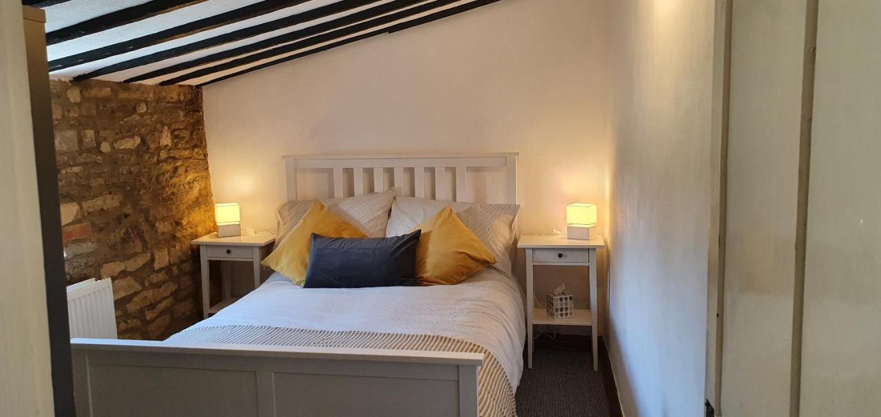 Quirky Cottage - Dogs Welcome Corsham Exteriér fotografie