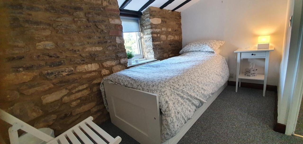Quirky Cottage - Dogs Welcome Corsham Exteriér fotografie